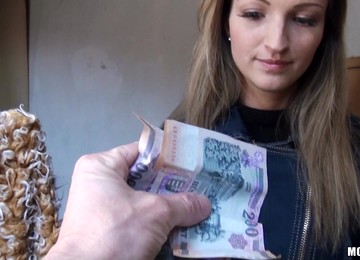 Blonde Bitch Melanie Sucks A Weiner In Hardcore POV Video