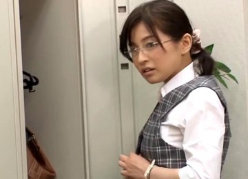 Marvelous Asian Cowgirl  Gets Her Hairy Pussy Gang Banged Hardcore Till Orgasm