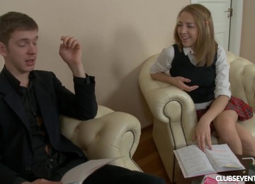 Jessica S Talked A Horny Guy Into Fucking Her Ass On The Couch