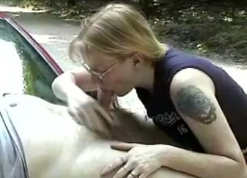 Ugly Pale Bitch With Some Tattoos Is So Into Sucking Lollicock