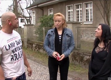 Hardcore Fucking On The Floor With German Amateur Wife Katja