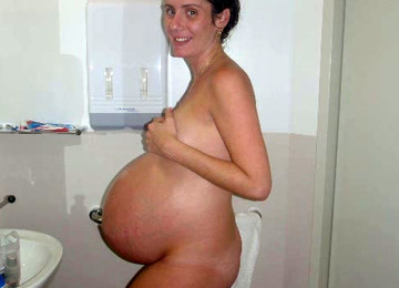 Pregnant GFs Fully Nude!
