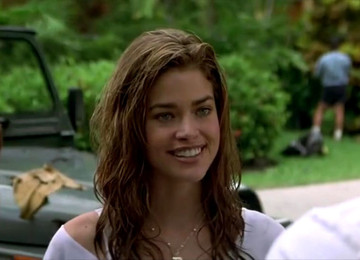 Young Hot Celebrities Denise Richards & Neve Campbell