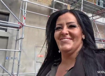 LoVe ThEsE HOeS - Mature