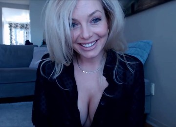 Let Stepmom Show You A Few Things Before Daddy Come Back