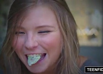 A Coquettish 18yo Woman Seduces Her Stepfather