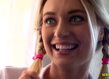 Eighteen Years Old Knows How To Use Penis