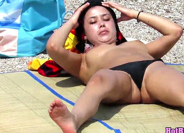 Cameltoe, Beach Spy, Wet