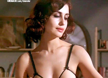 Claudia, Isabella, Actress