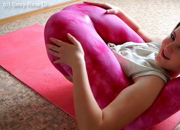 Pissing, Yoga, Wetting