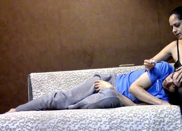 Stepson Lick The Pussy Of His Hot Stepmom