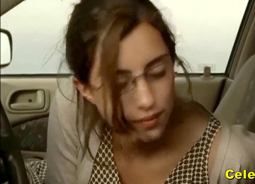 Mainstream, Chloe, Film