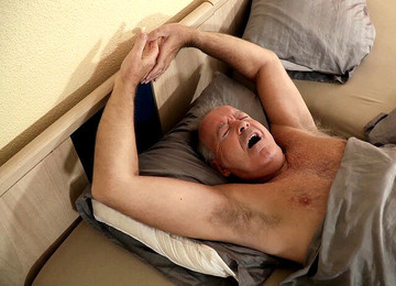 Playdaddy, Grandpa Dad Chinese