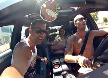 Supa Curvy Valentina Nappi Fucks In Car And On The Public Beach