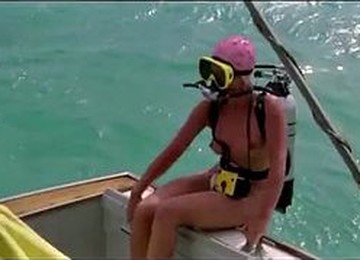 Nude Celebrities Underwater Scenes