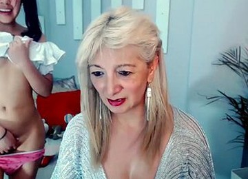 Colombian Stupid Mom, Pass The Whore Gens To Her Whore Daughter