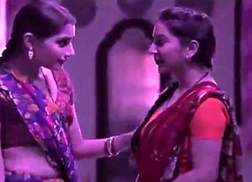 Indian Uncle And Aunty Fucking In Bedroom Webseries Milk