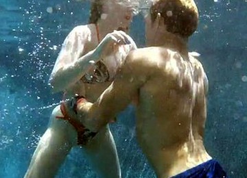 Underwater Sex With Scuba Gear Done Really Well