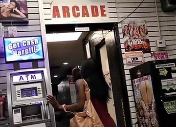 Fine Ebonies Fucking White Cock At The Glory Hole