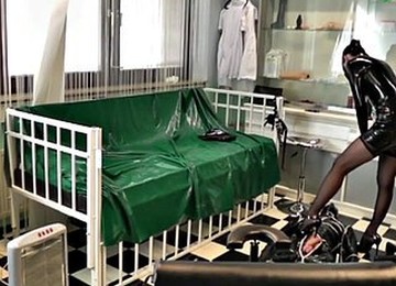 Absolutely Usual Sunday Rubber Training Cheyenne De Muriel