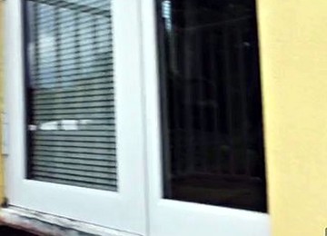 Teen Shaved Pussy In Sexy Stockings Gets A Facial From Nice