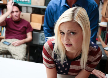 Young Girl Babe Got Laid While Bf Watching