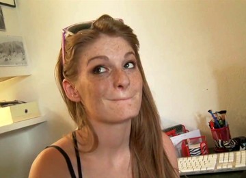 Stud Squeezes Yummy Boobs Of His Blonde Girlfriend