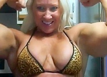 Webcam Muscles Show.