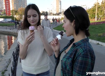 Lesbians Are Fucking And Toying Each Others Pussies On The First Date