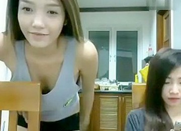 KOREAN OLDER SISTER GETS NAKED