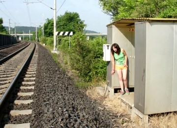 Brunette Teen In Shorts Fingers Her Pussy Nicely In A Solo Outdoors Scene