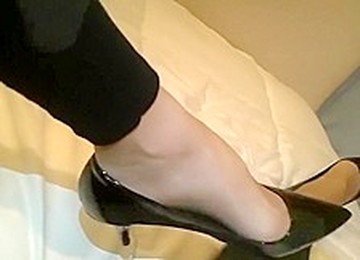 Play With My Feet And Heels