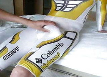 Handjob With Cycle Pants On (spandex)