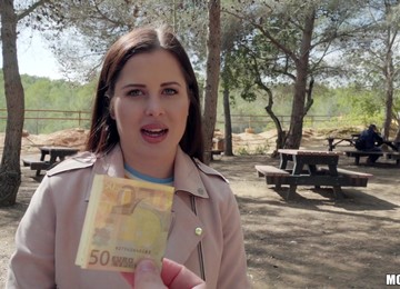 Gorgeous Cassie Right Moans In Pleasure While Being Fucked In Public