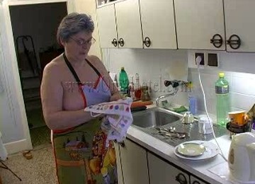 Fat Woman With Big Boobs Fucks Her Pussy With Her Sex Toy