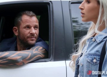 Sporty Blonde Babe Seduced Scott Into Fucking Her Wet Cunt