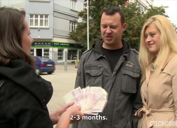 Amateur Couple Enjoy Swinger Intercourse