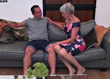 Sexy Grannies Love Young Boys