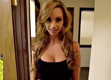 Delightful College Babe Can't Say No To Delivery Guy