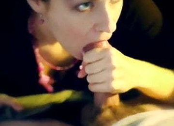 Caroline Gives A Blowjob Course.