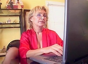 Amateur Mate Call On Diner Boy And Fuck Him - Lostfucker