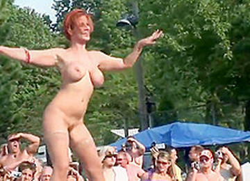 Mommy Strips For Strangers