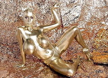 Summer Cumings In Rubber