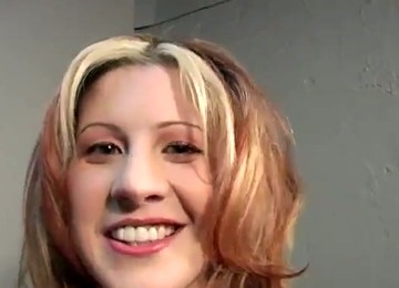 Pretty Lisa Marie Gives Nice Blowjob And Gets A Mouthful