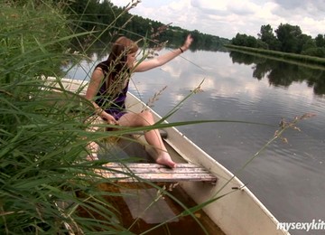 Nature Loving Redhead Teen Rubbing Her Cunnie Outdoors