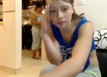 Webcam Video - Teen Gets Caught Getting Off Around Housewife