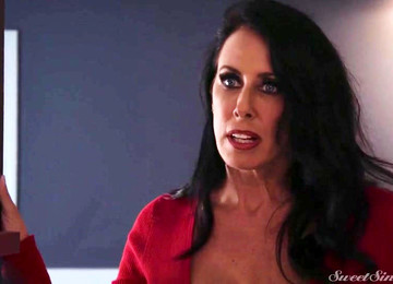Busty Cougar Reagan Foxx Hard Sex Video