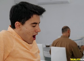 A Housewive Gets Her Oriental Pussy Fucked While Hubby Isn't Looking