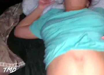 Mom Bath, Mom Humping, Fart