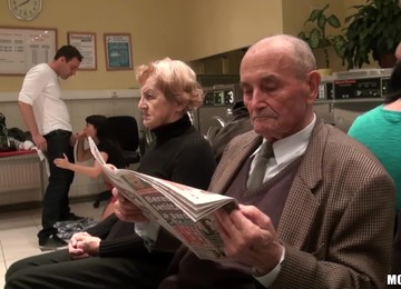 Public Laundromat Sex - Fucking For A Bunch Of Strangers - Big Natural Tits